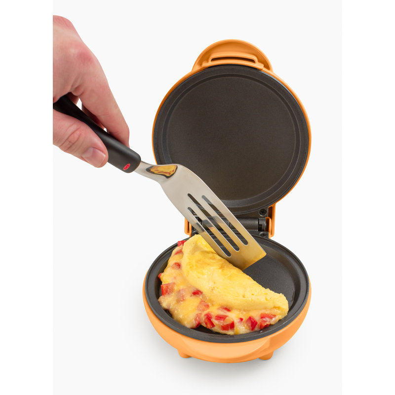 Nostalgia Electrics Nostalgia MyMini Personal Electric Griddle, Eggs